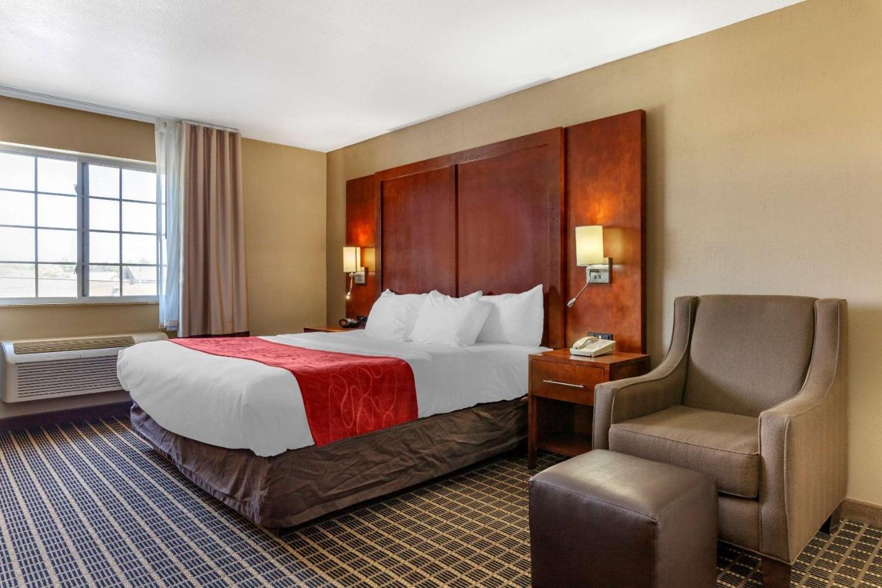 Comfort Suites Delavan - Lake Geneva Area Eksteriør bilde