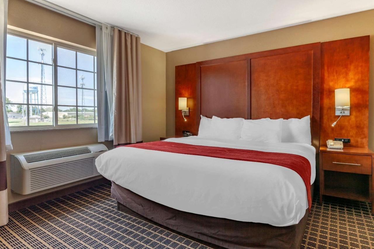 Comfort Suites Delavan - Lake Geneva Area Eksteriør bilde