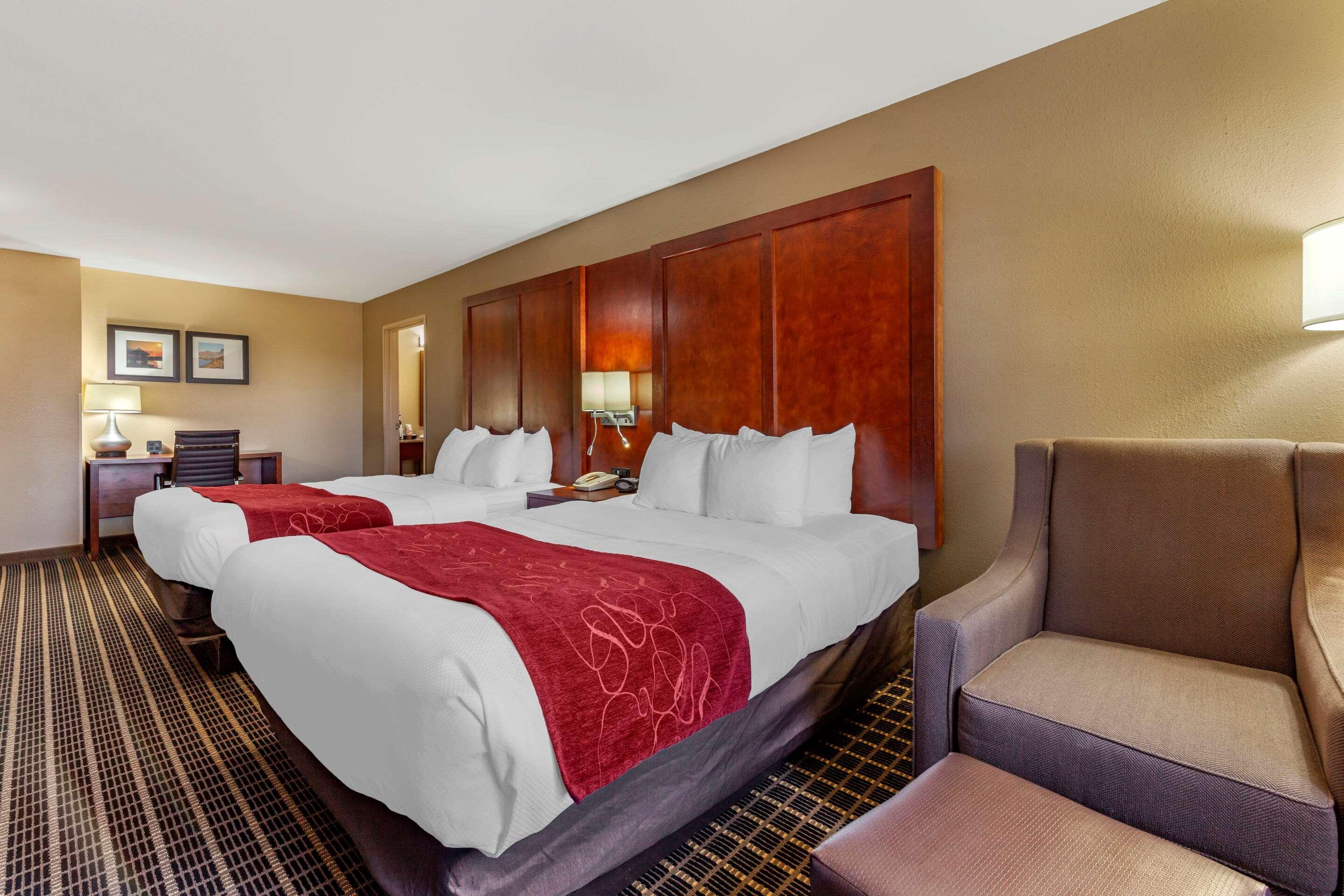 Comfort Suites Delavan - Lake Geneva Area Eksteriør bilde