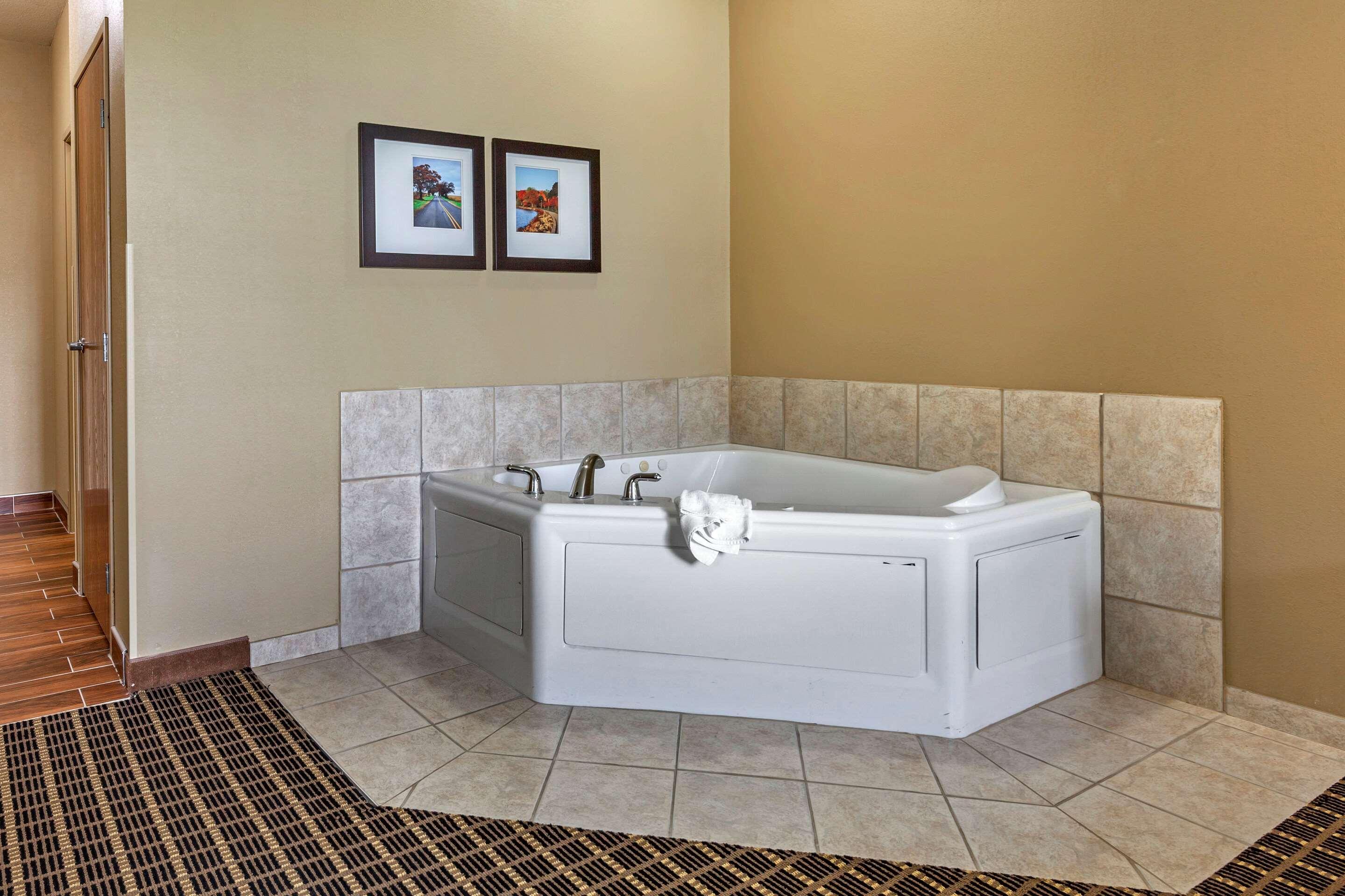 Comfort Suites Delavan - Lake Geneva Area Eksteriør bilde