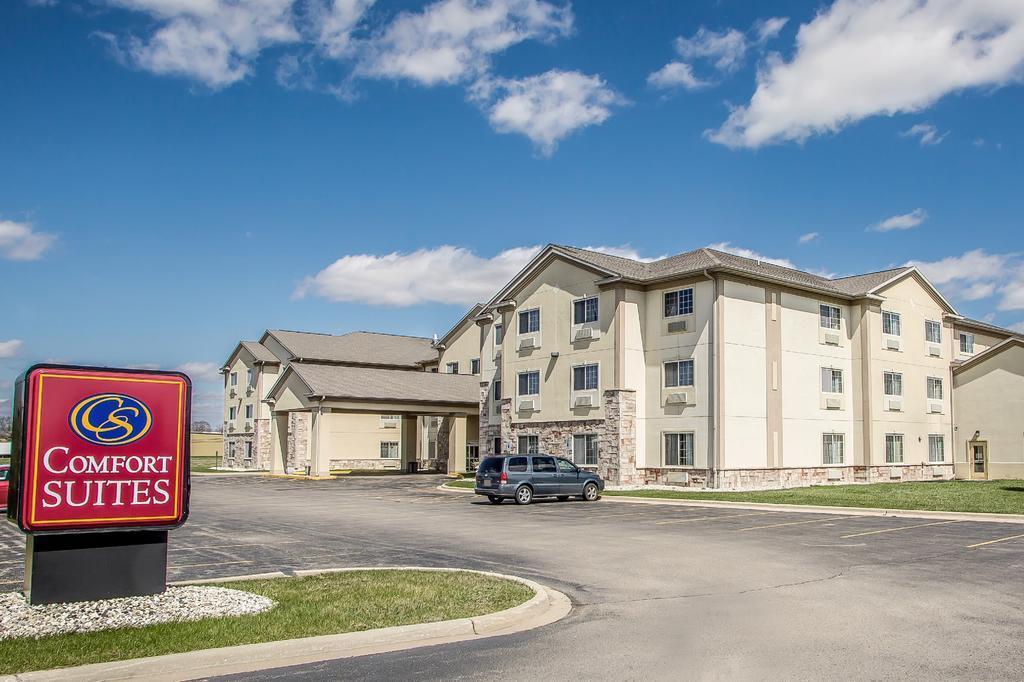 Comfort Suites Delavan - Lake Geneva Area Eksteriør bilde