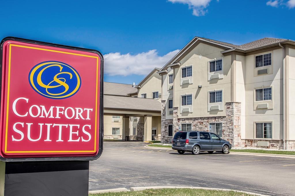 Comfort Suites Delavan - Lake Geneva Area Eksteriør bilde