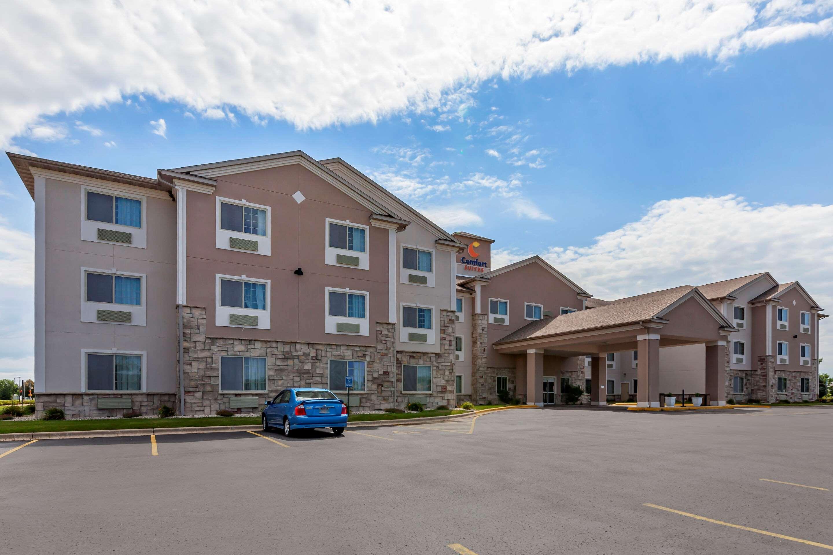 Comfort Suites Delavan - Lake Geneva Area Eksteriør bilde