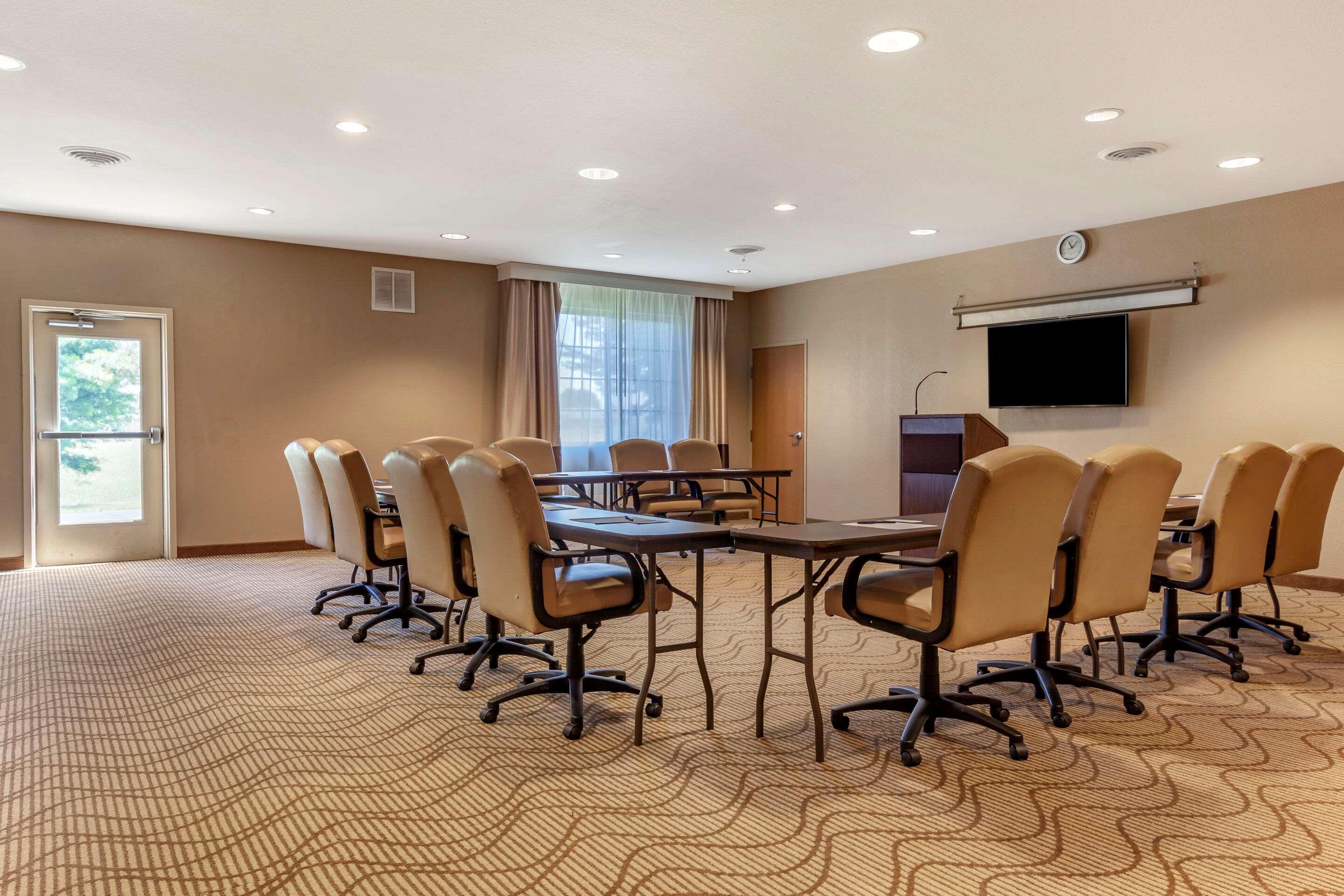 Comfort Suites Delavan - Lake Geneva Area Eksteriør bilde